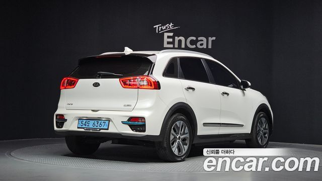 Kia Niro EV Noblesse - фото 1