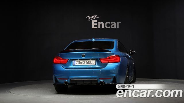 BMW 4-Series F32 430i M Sport Coupe - фото 3