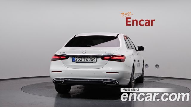 Mercedes-Benz E-Class W213 E350 4MATIC Exclusive - фото 3