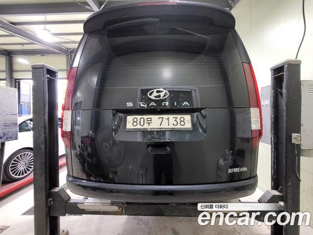 Hyundai Staria Cargo 3-Seater Modern - фото 1