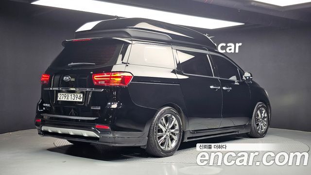 Kia Carnival Новый Gasoline 9-Seater Hi-Limousine Noblesse Special - фото 1