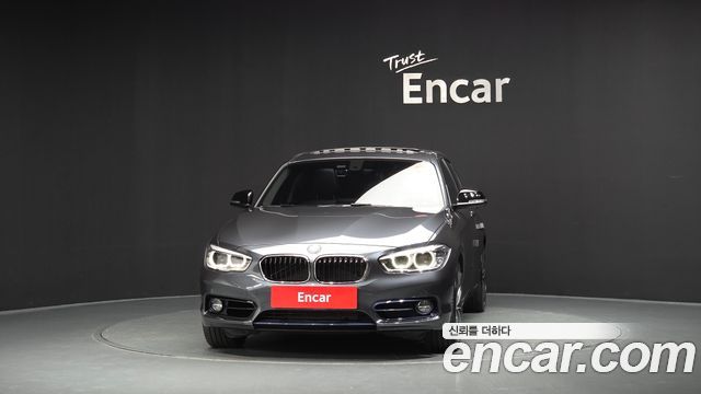 BMW 1-Series F20 118d Sport 5Door - фото 2