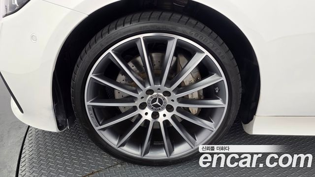 Mercedes-Benz E-Class W213 E450 4MATIC Cabriolet - фото 4