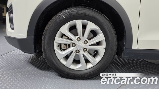 SsangYong Tivoli Gasoline 1.5 2WD V3 Special - фото 4
