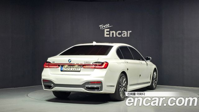 BMW 7-Series G11 740Li xDrive M Sport Package - фото 1