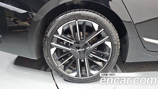 Kia K8 Новый 2.5 Gasoline 2WD Signature - фото 4