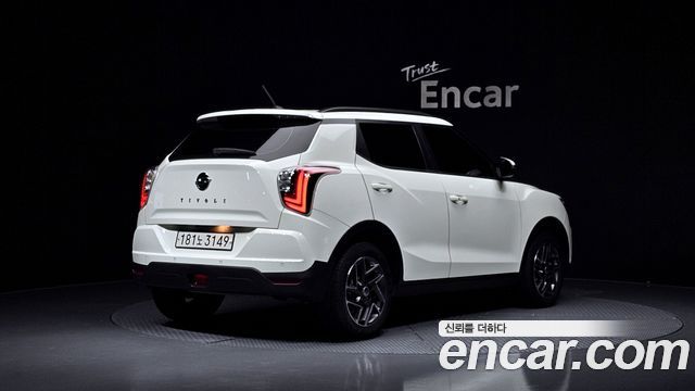 SsangYong Tivoli Gasoline 1.5 2WD V3 - фото 1