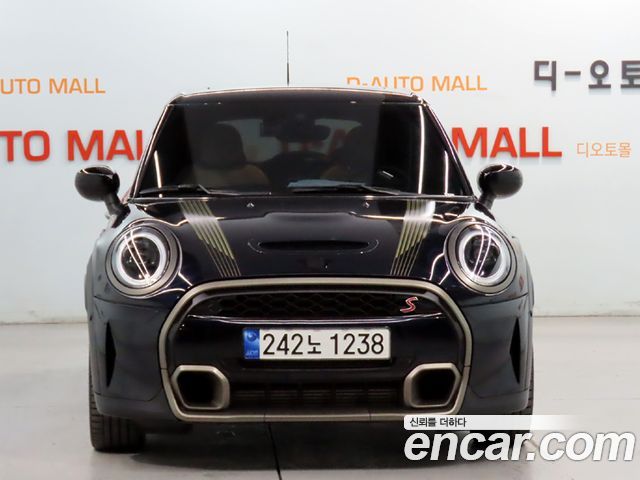 Mini Cooper 3Door Resolute Edition 3rd Gen - фото 1