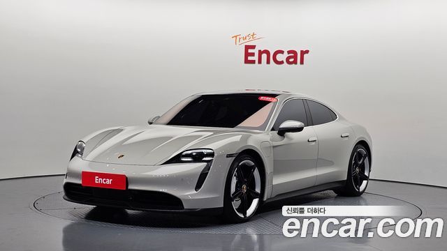 Porsche Taycan 4S - фото 0