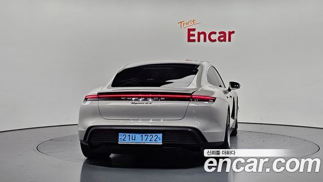 Porsche Taycan 4S - фото 3