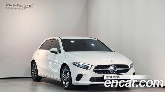 Mercedes-Benz A-Class W177 A220 Hatchback - фото 0