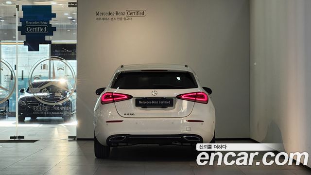 Mercedes-Benz A-Class W177 A220 Hatchback - фото 3