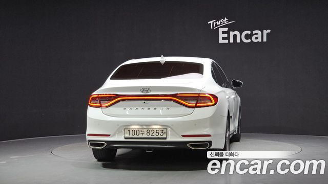 Hyundai Grandeur IG 3.0 LPi Modern (Rental Car) - фото 3