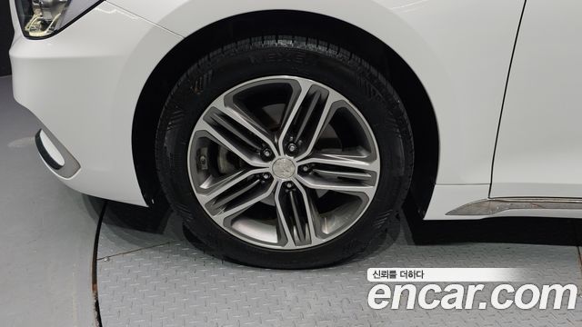 Hyundai Grandeur IG 3.0 LPi Modern (Rental Car) - фото 4