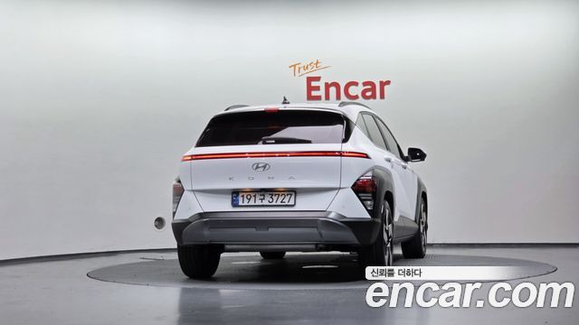 Hyundai Kona SX2 Gasoline 2.0 2WD Inspiration - фото 3