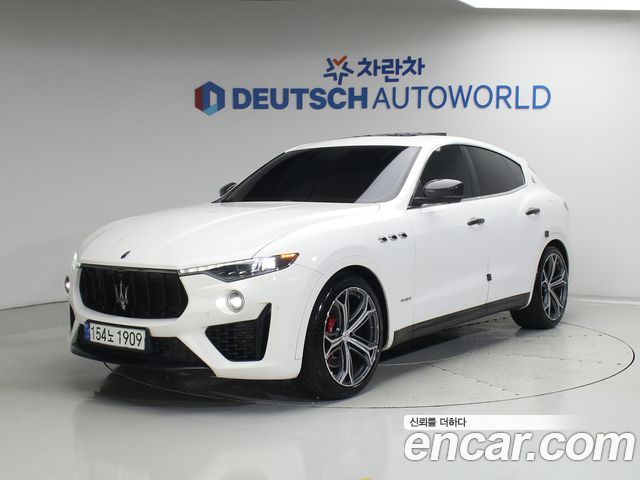 Maserati Levante 3.0 AWD GranSport - фото 1