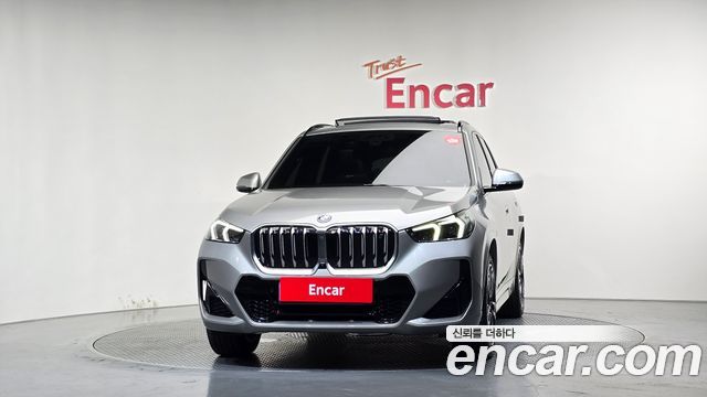 BMW iX1 U11 xDrive 30 M Sport - фото 2