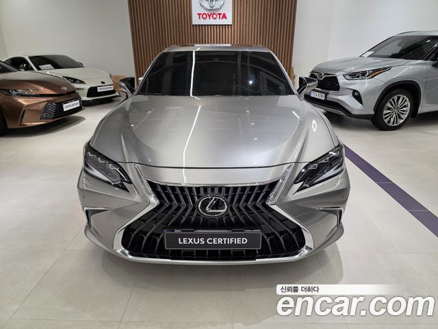 Lexus ES 7-го поколения Executive - фото 2