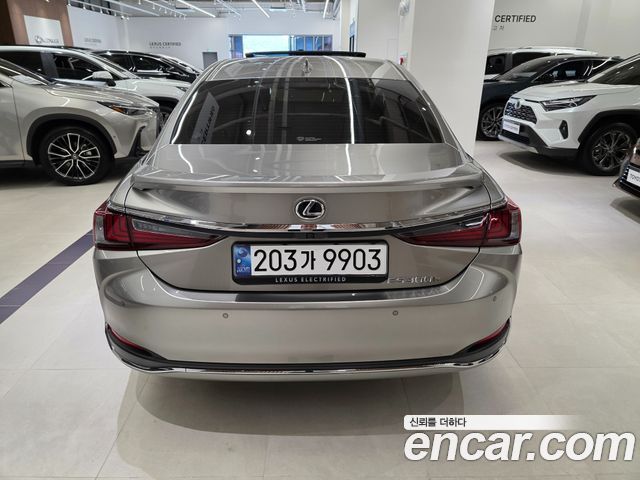Lexus ES 7-го поколения Executive - фото 3
