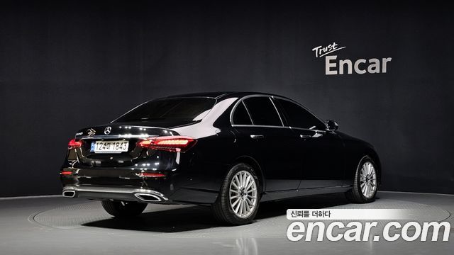 Mercedes-Benz E-Class W213 E250 Exclusive - фото 1