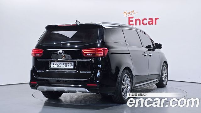 Kia Carnival Новый 7-Seater Limousine President - фото 1