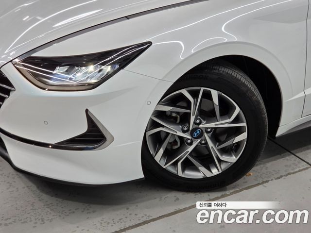Hyundai Sonata DN8 2.0 Premium Family - фото 2