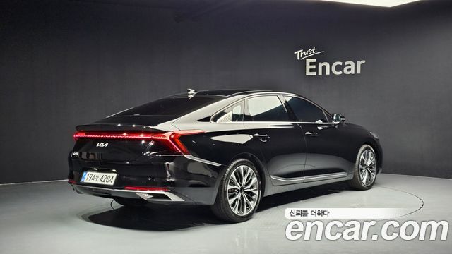 Kia K8 2.5 Gasoline 2WD Signature - фото 1