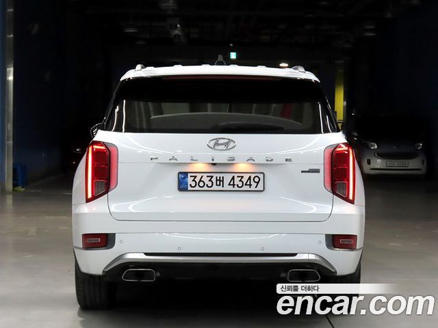 Hyundai Palisade Diesel 2.2 4WD Calligraphy - фото 2