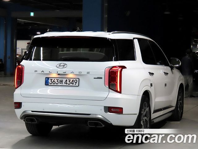 Hyundai Palisade Diesel 2.2 4WD Calligraphy - фото 3