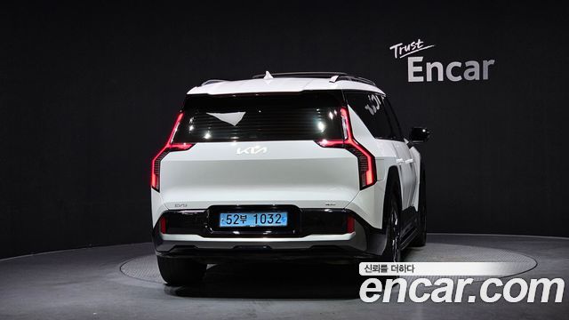 Kia EV9 Long Range 4WD GT Line - фото 3