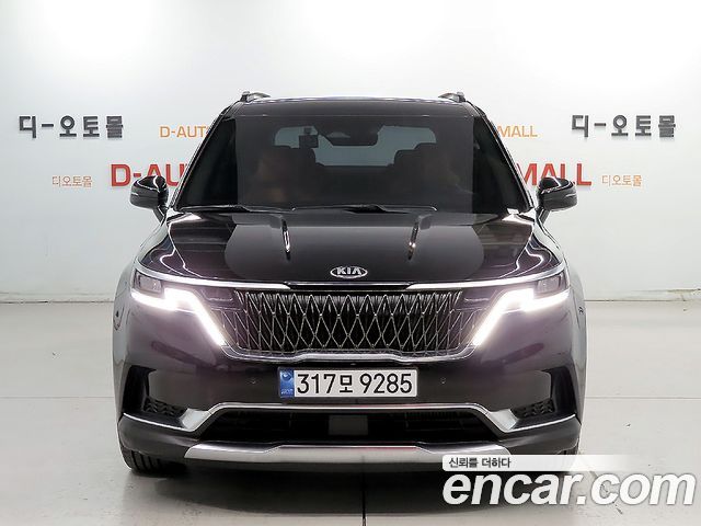 Kia Carnival 4-го поколения 9-Seater Noblesse - фото 1