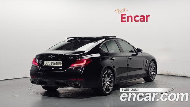 Genesis G70 2.0T Sport Package - фото 1
