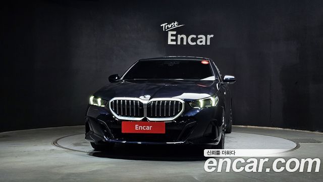 BMW 5-Series G60 530i xDrive M Sport - фото 2