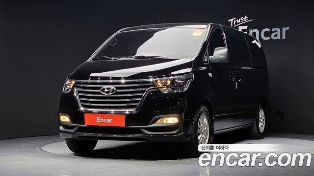 Hyundai Starex Новый Van 3-Seater Smart - фото 0