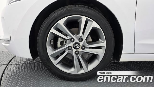 Hyundai Avante AD 1.6 GDI Value Plus - фото 3
