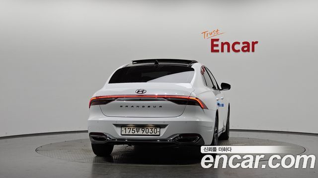 Hyundai Grandeur Новый IG 3.0 LPi Rent Car Modern - фото 2