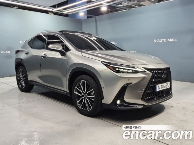 Lexus NX 2-го поколения Luxury - фото 1