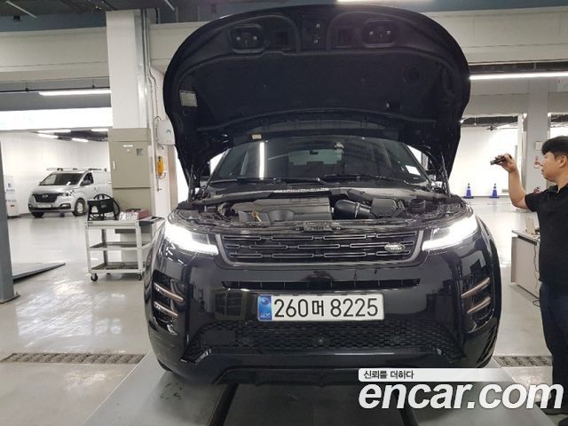 Land Rover Range Rover Evoque 2-го поколения P250 Dynamic SE - фото 0
