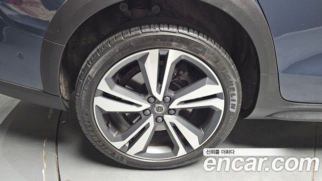 Volvo V60 2-го поколения B5 Pro AWD - фото 4