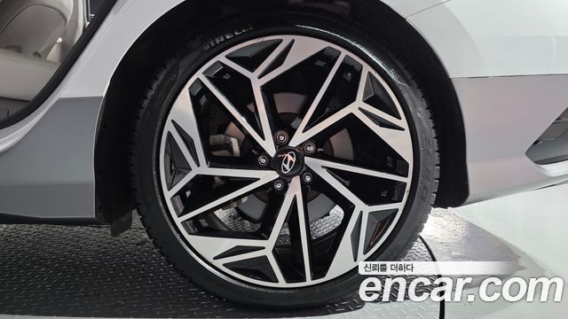 Hyundai Ioniq6 Long Range Exclusive + - фото 4
