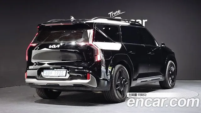 Kia EV9 Long Range 4WD GT Line - фото 0
