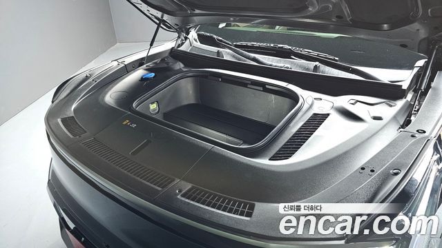 Kia EV9 Long Range 4WD GT Line - фото 4