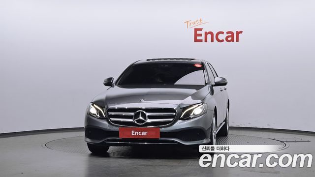 Mercedes-Benz E-Class W213 E200 Avantgarde - фото 2