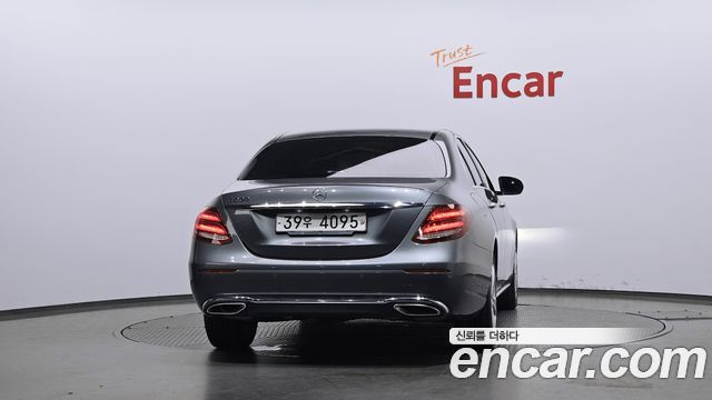 Mercedes-Benz E-Class W213 E200 Avantgarde - фото 3