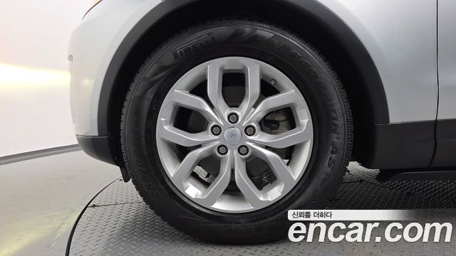Land Rover Discovery 2.0 SD4 SE - фото 3