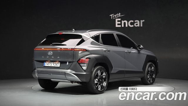 Hyundai Kona SX2, гибрид Inspiration - фото 1