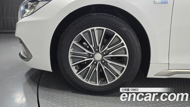 Hyundai Grandeur IG, гибрид Exclusive - фото 4