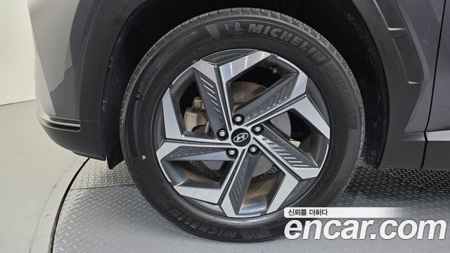 Hyundai Tucson NX4 Gasoline 1.6 Turbo 2WD Inspiration - фото 4