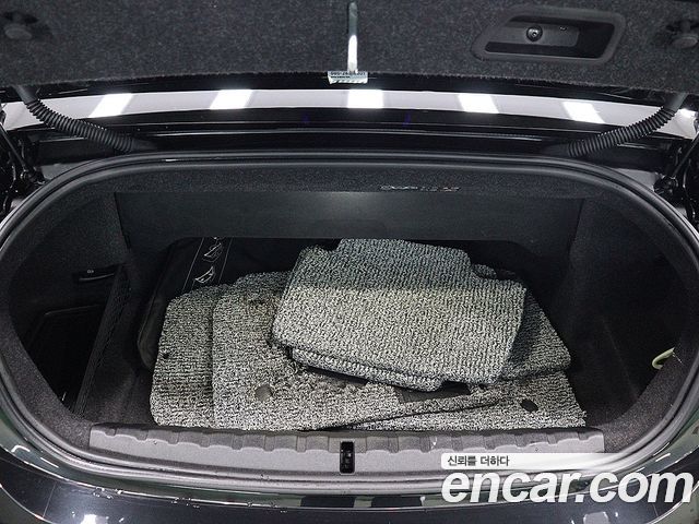 BMW 4-Series G22 420i M Sport Convertible - фото 4