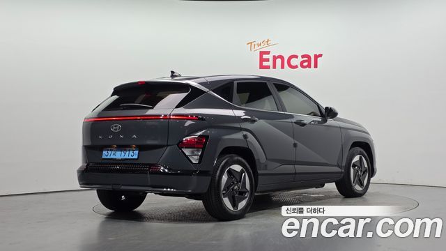 Hyundai Kona SX2 Standard Premium - фото 1